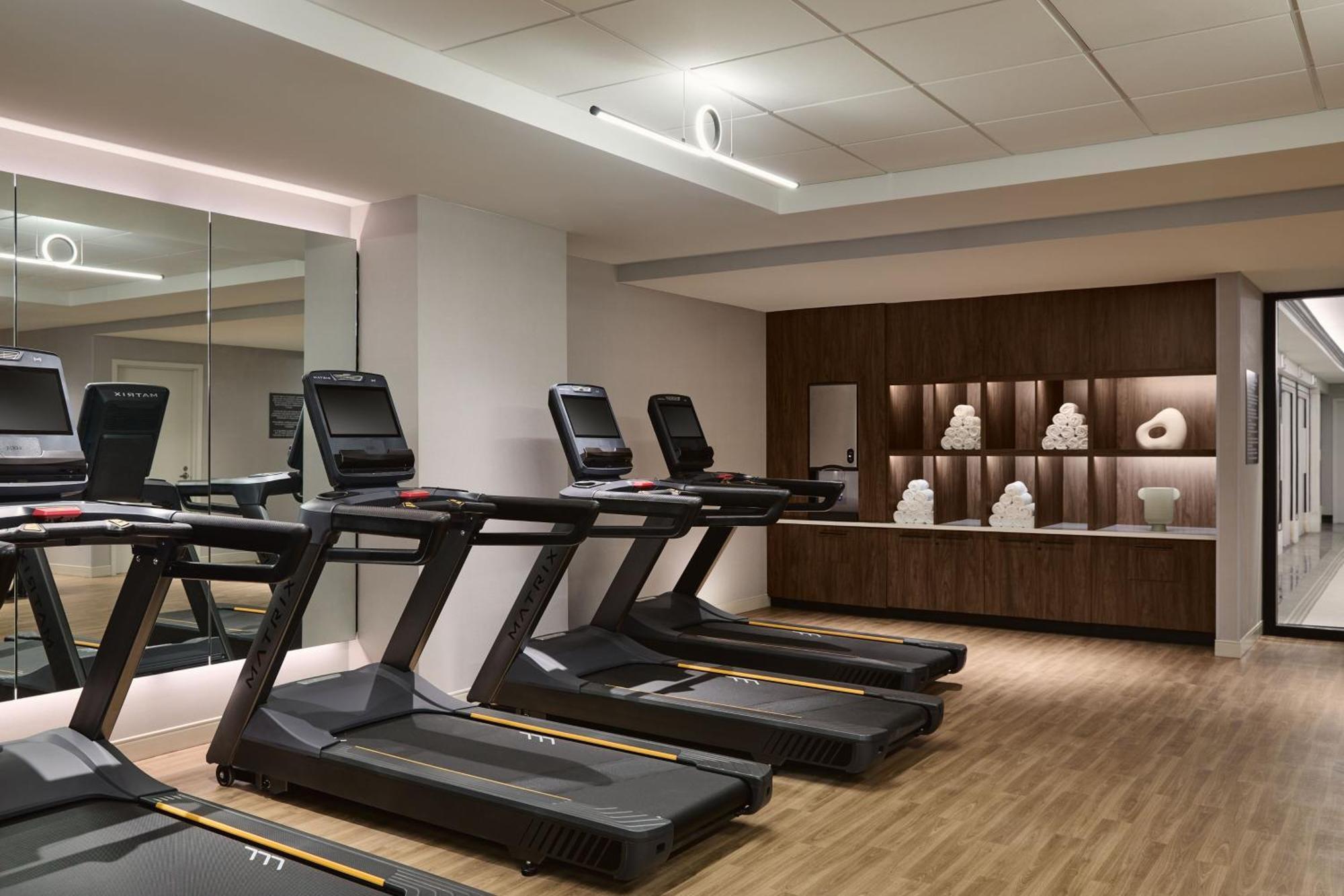Ac Hotel By Marriott Kansas City Downtown Экстерьер фото